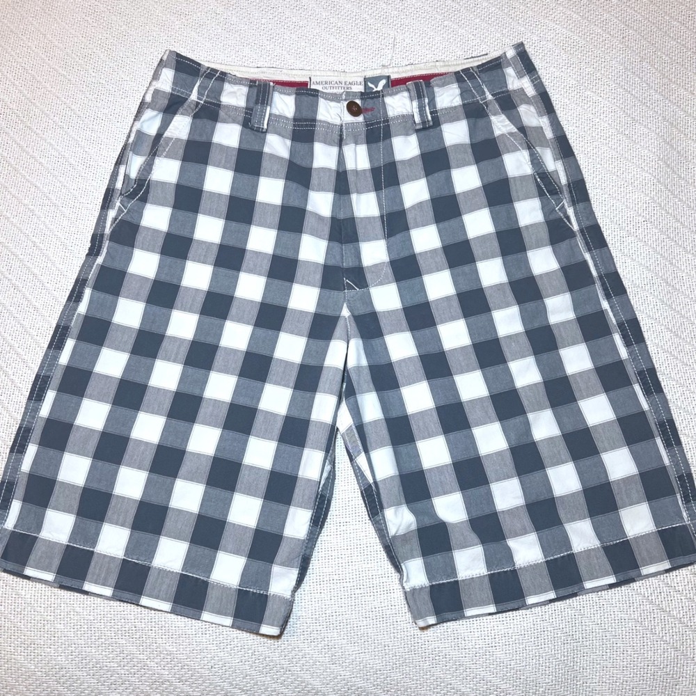 American Eagle Mens 34 Gingham Plaid Shorts Navy Blue White Y2K Long Length